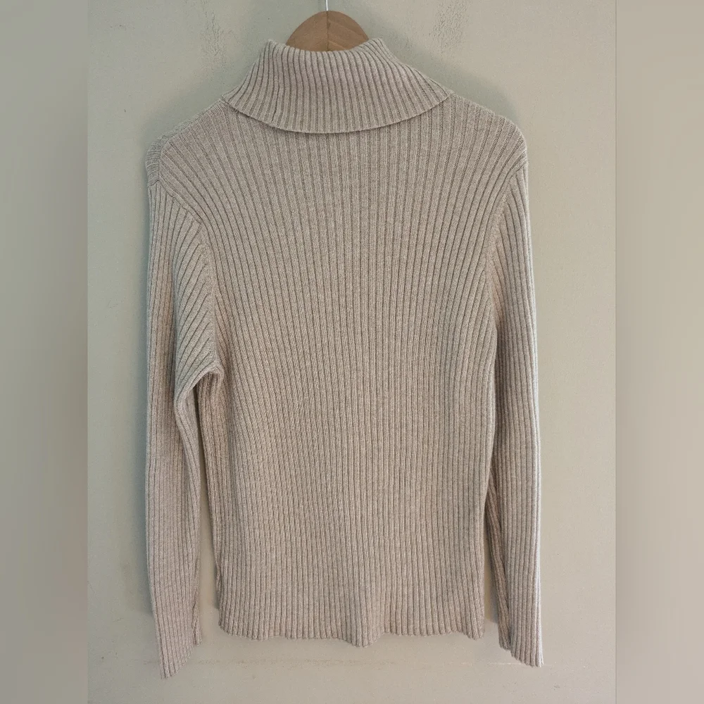 Express Oatmeal Beige Ribbed Turtleneck Sweater Size XL - Picture 4 of 4